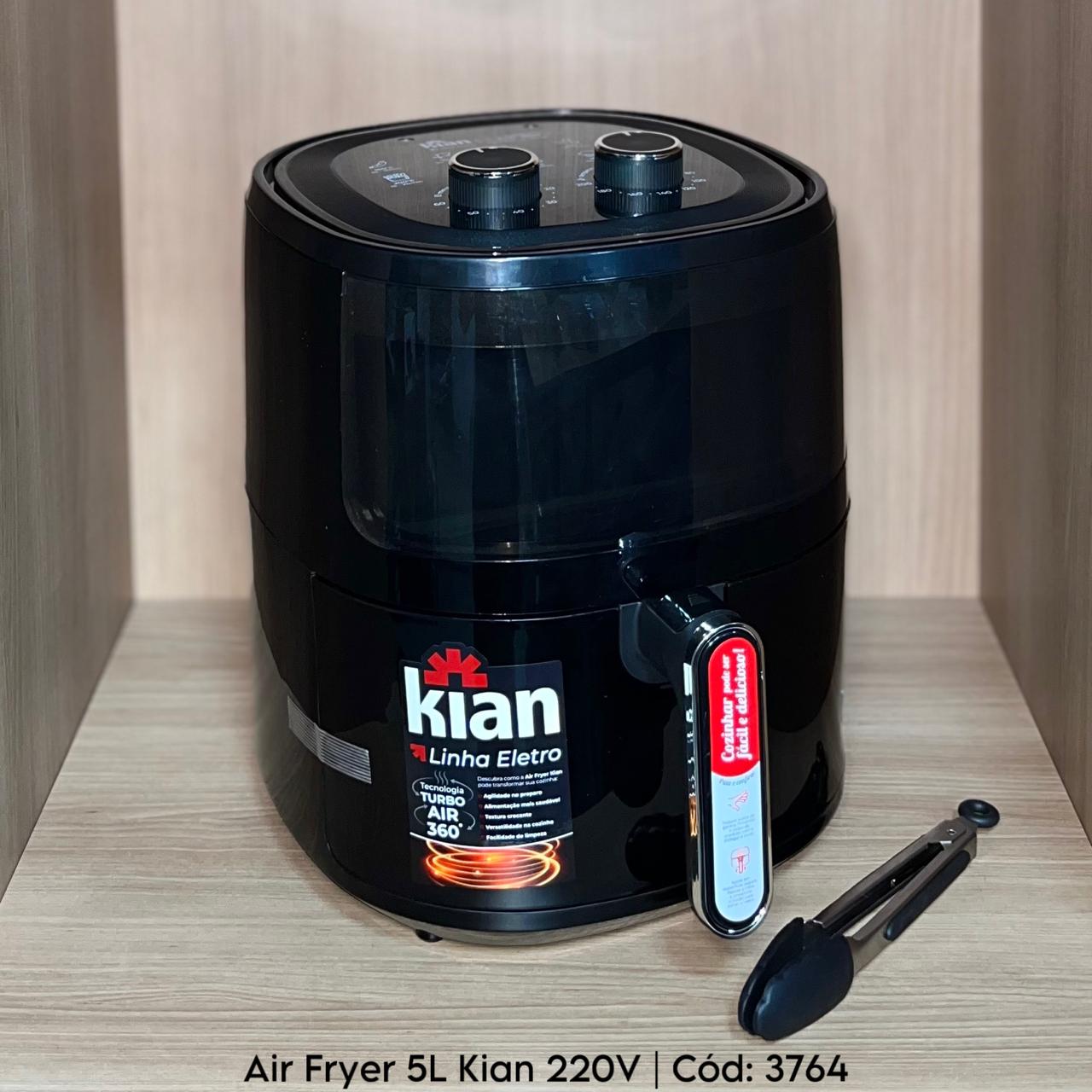 Air Fryer Kian com Visor 5 litros   • Disponível nas duas voltagens  Acompanha forma de silicone e pegador inox